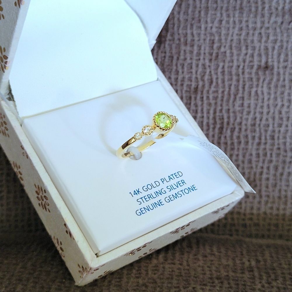Shivam Peridot💚 with White Topaz Ring💍 - NIB - Picture 4 of 16